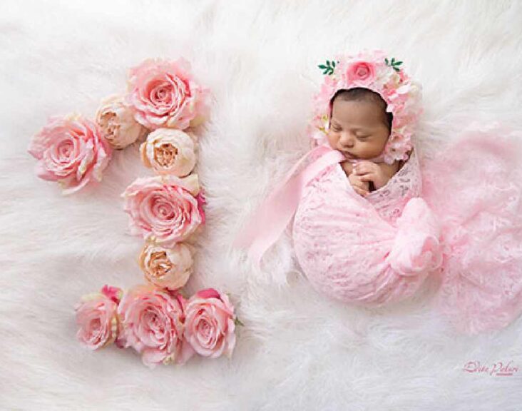 One Month Baby Girl Photoshoot Ideas At Home (11)