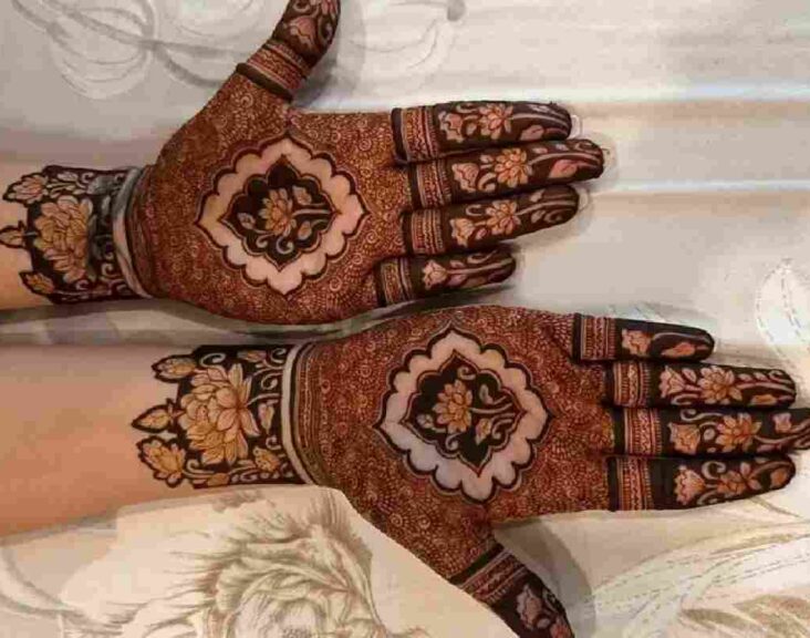 Punjabi Royal Front Hand Mehndi Design (3)