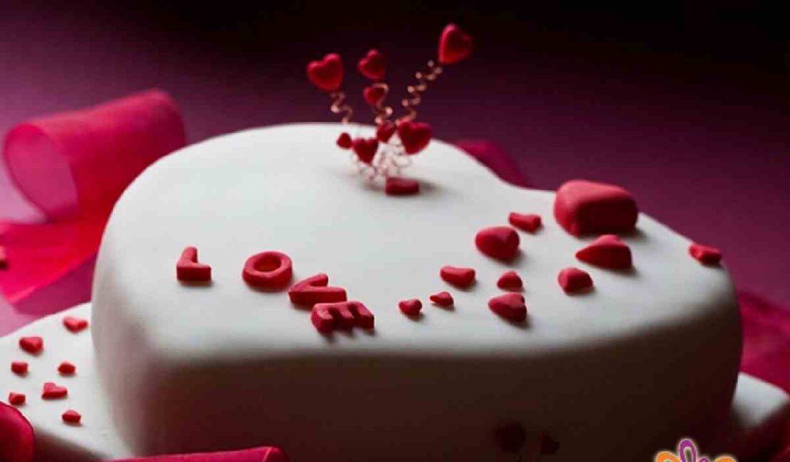 Romantic Birthday Cake Design for Husband (11)