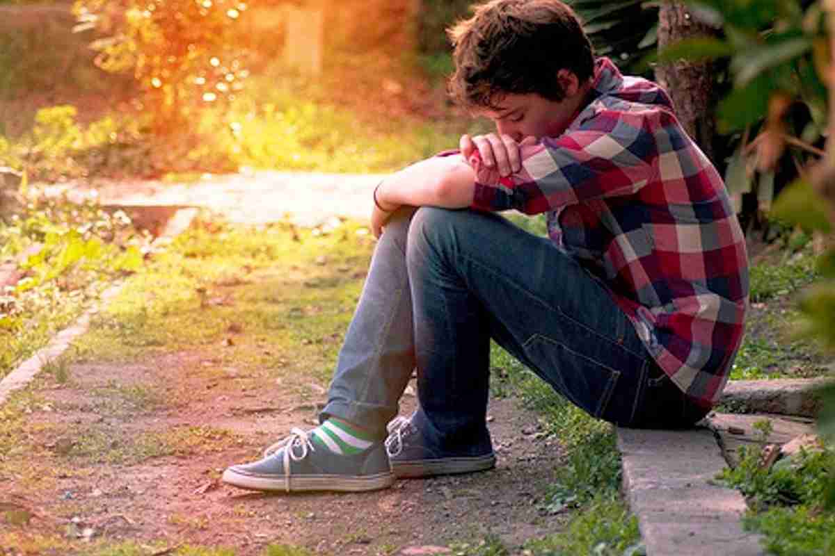 Sad Pic of Boy in Love (1)