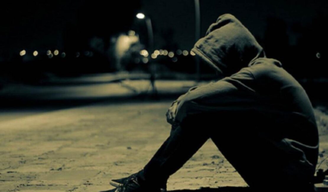 sad pic of boy in love