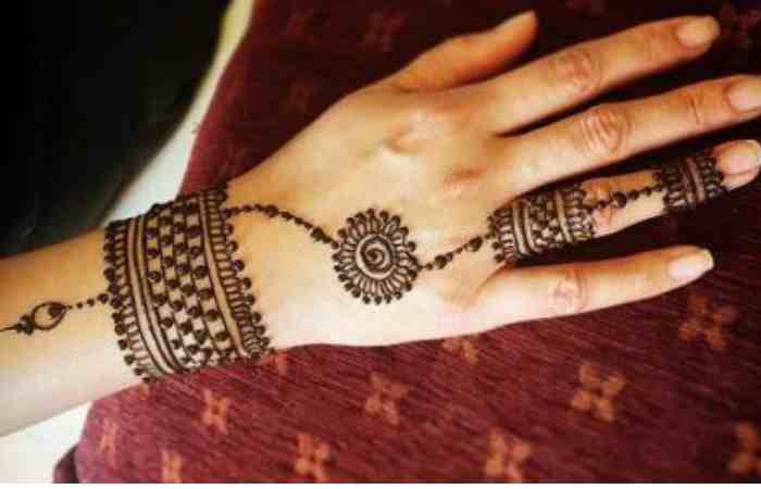 bracelet style mehndi