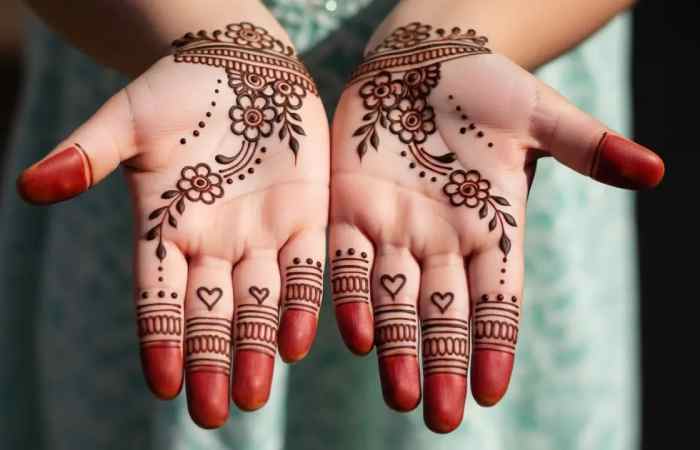 simple front hand mehndi designs